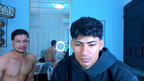 Snapshot of thirstmen_ chatting on October 11, 1:53 pm MICHAEL AND CRISS online show from October 11, 1:53 pm