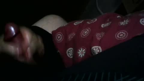 Snapshot of thisbloke96 chatting on December 27, 10:26 pm thisbloke96 online show from December 27, 10:26 pm