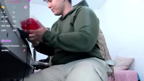 thom_ohtani online show from October 19, 1:39 am