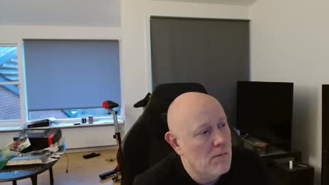 thomas315627 online show from April 19, 6:21 pm