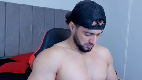 Thomas Brandon online show from January 7, 5:32 am