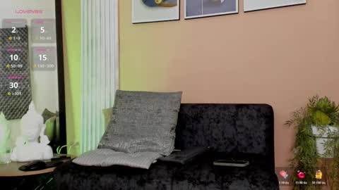 Snapshot of thomas_eliotts chatting on November 25, 7:47 pm Thomas Eliott independent model online show from November 25, 7:47 pm