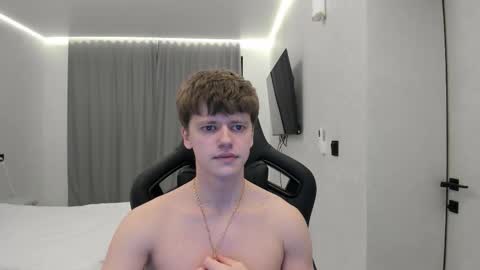 Tomas online show from March 10, 11:43 pm