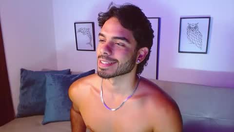 Snapshot of thomas_spellman chatting on December 14, 2:28 am thomas_spellman online show from December 14, 2:28 am