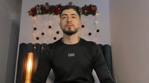 sweetfit boy online show from December 14, 8:24 pm