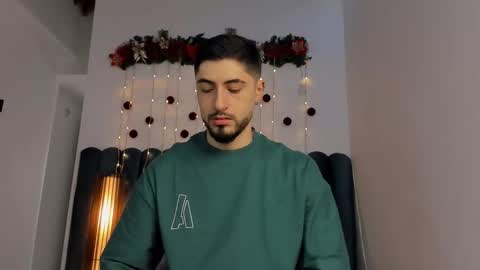 sweetfit boy online show from December 17, 7:09 pm