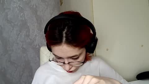 Lina online show from December 4, 11:52 am