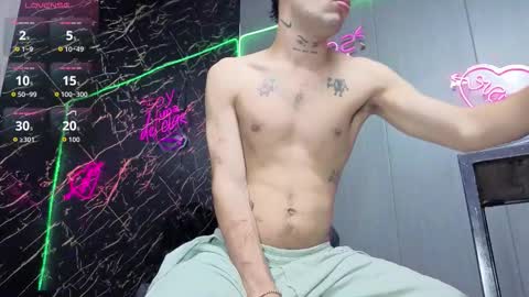 Snapshot of thor_dick chatting on September 11, 5:40 am Thor Dick online show from September 11, 5:40 am