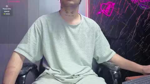 Snapshot of thor_dick chatting on September 15, 6:13 am Thor Dick online show from September 15, 6:13 am