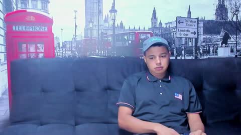 Snapshot of threesome_sexy chatting on December 3, 11:01 am BRITHANY BRYAN ALEX online show from December 3, 11:01 am