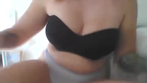 thrillho89 online show from December 22, 12:29 am