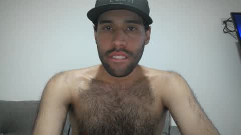 Snapshot of throwawayyourgun chatting on January 29, 3:58 pm Luka online show from January 29, 3:58 pm