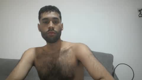 Snapshot of throwawayyourgun chatting on February 14, 4:31 pm Luka online show from February 14, 4:31 pm