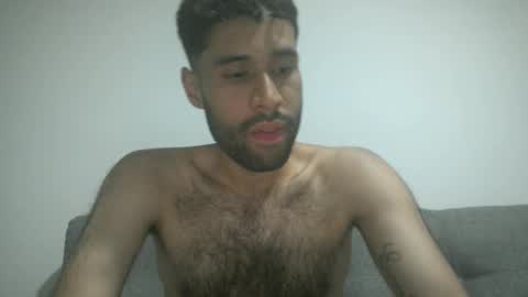 Snapshot of throwawayyourgun chatting on March 10, 7:29 pm Luka online show from March 10, 7:29 pm