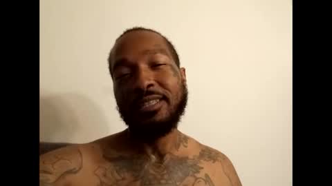 Snapshot of thuggpassion313 chatting on September 23, 7:00 am thuggpassion313 online show from September 23, 7:00 am