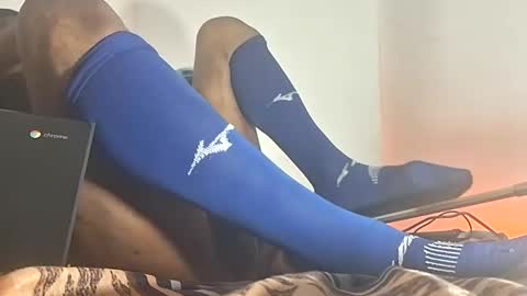 thugpucci online show from April 14, 7:03 am