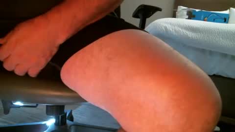 Snapshot of thumperdlj chatting on November 1, 8:55 pm Thumper online show from November 1, 8:55 pm