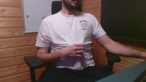 Snapshot of thx_4some_sharing chatting on February 2, 10:49 pm toobigcockforonegirl online show from February 2, 10:49 pm