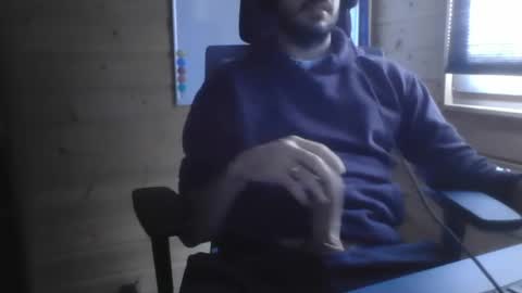 Snapshot of thx_4some_sharing chatting on February 10, 9:47 am toobigcockforonegirl online show from February 10, 9:47 am