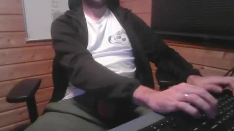 Snapshot of thx_4some_sharing chatting on October 5, 12:09 am toobigcockforonegirl online show from October 5, 12:09 am