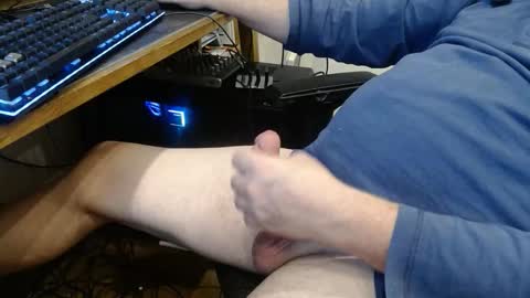 thyrox38 online show from March 5, 11:34 pm