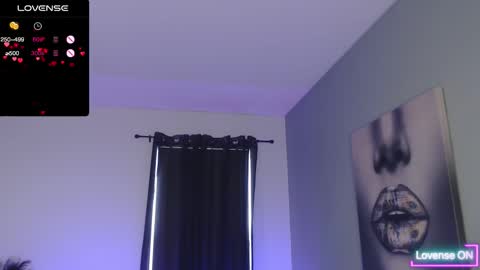 Tia Bella online show from February 8, 7:39 pm