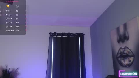 Tia Bella online show from March 30, 7:04 pm