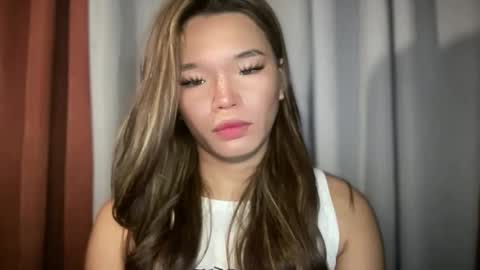 Ms. Tiara online show from February 20, 9:48 pm