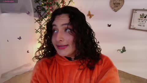 Snapshot of tich__ chatting on January 6, 4:36 am TICH online show from January 6, 4:36 am