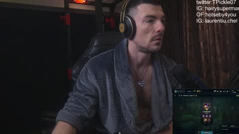 Snapshot of tickle_my_pickle07 chatting on February 5, 5:52 am tickle_my_pickle07 online show from February 5, 5:52 am