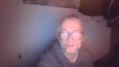 tiddles12345 online show from April 17, 2:47 am