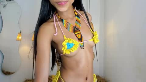 Snapshot of tifanny_eve chatting on March 5, 6:23 pm Dani online show from March 5, 6:23 pm