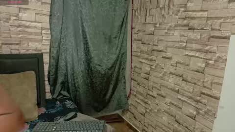 leidy online show from April 12, 11:37 am