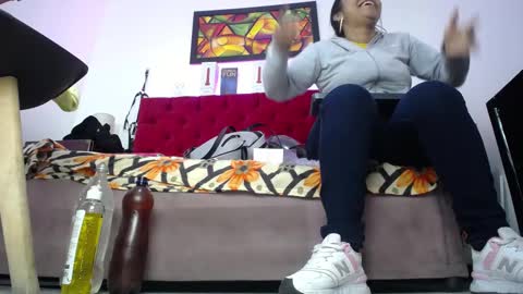 Tifanny Nails  online show from September 10, 12:05 pm