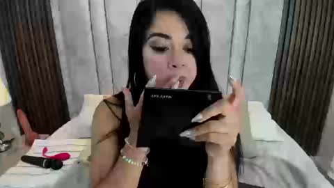 Tiff3 online show from September 23, 8:56 pm