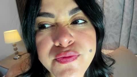 Tiff3 online show from September 25, 9:51 pm