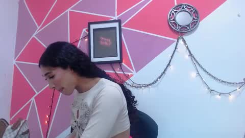 tifany_adamss online show from December 2, 9:21 pm