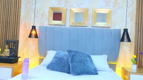 Snapshot of tifany_boobsgb chatting on November 7, 8:09 pm Dana Montoya online show from November 7, 8:09 pm