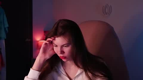 Im here on Fridays Saturdays Sundays  online show from February 21, 9:16 pm