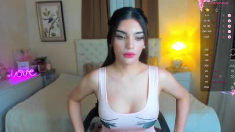 Tiffany online show from December 14, 10:39 pm