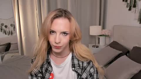 Tiffany online show from April 1, 8:17 pm