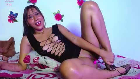 Snapshot of tiffany_magic chatting on November 21, 3:38 am TIFF online show from November 21, 3:38 am