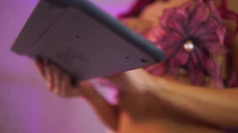 Snapshot of tiffanyblaize chatting on November 1, 8:00 pm Tiff online show from November 1, 8:00 pm