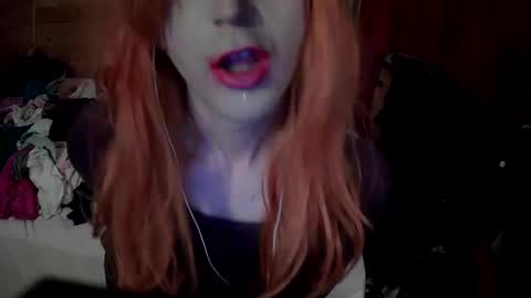 Snapshot of tiffanycase384727 chatting on November 2, 9:00 am tiffanycase384727 online show from November 2, 9:00 am