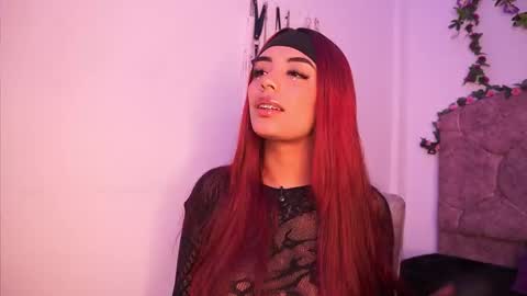 Snapshot of tiffanysander chatting on February 17, 2:41 am My name is Tiffany welcome online show from February 17, 2:41 am