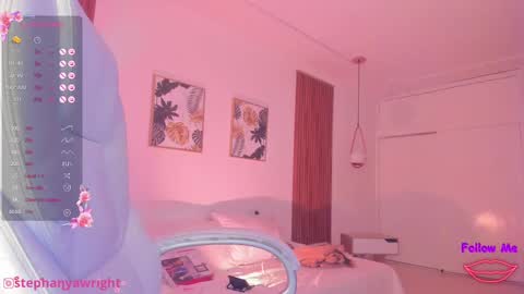 Snapshot of tiffanywright_ chatting on February 14, 5:03 pm Tiffany online show from February 14, 5:03 pm