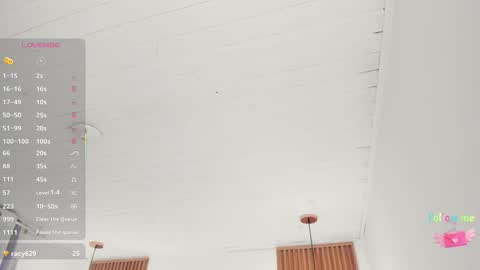 Snapshot of tiffanywright_ chatting on November 10, 1:21 pm Tiffany online show from November 10, 1:21 pm