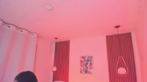 Snapshot of tiffanywright_ chatting on November 16, 1:17 pm Tiffany online show from November 16, 1:17 pm