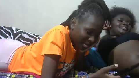 tight_pussie online show from February 24, 9:24 pm