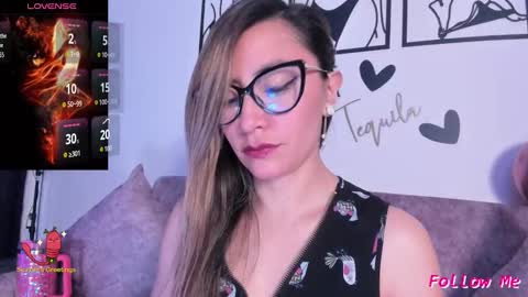 TILA TEQUILA online show from October 6, 1:52 pm